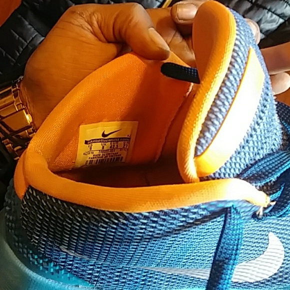 Clothes - Picture 8 of 8